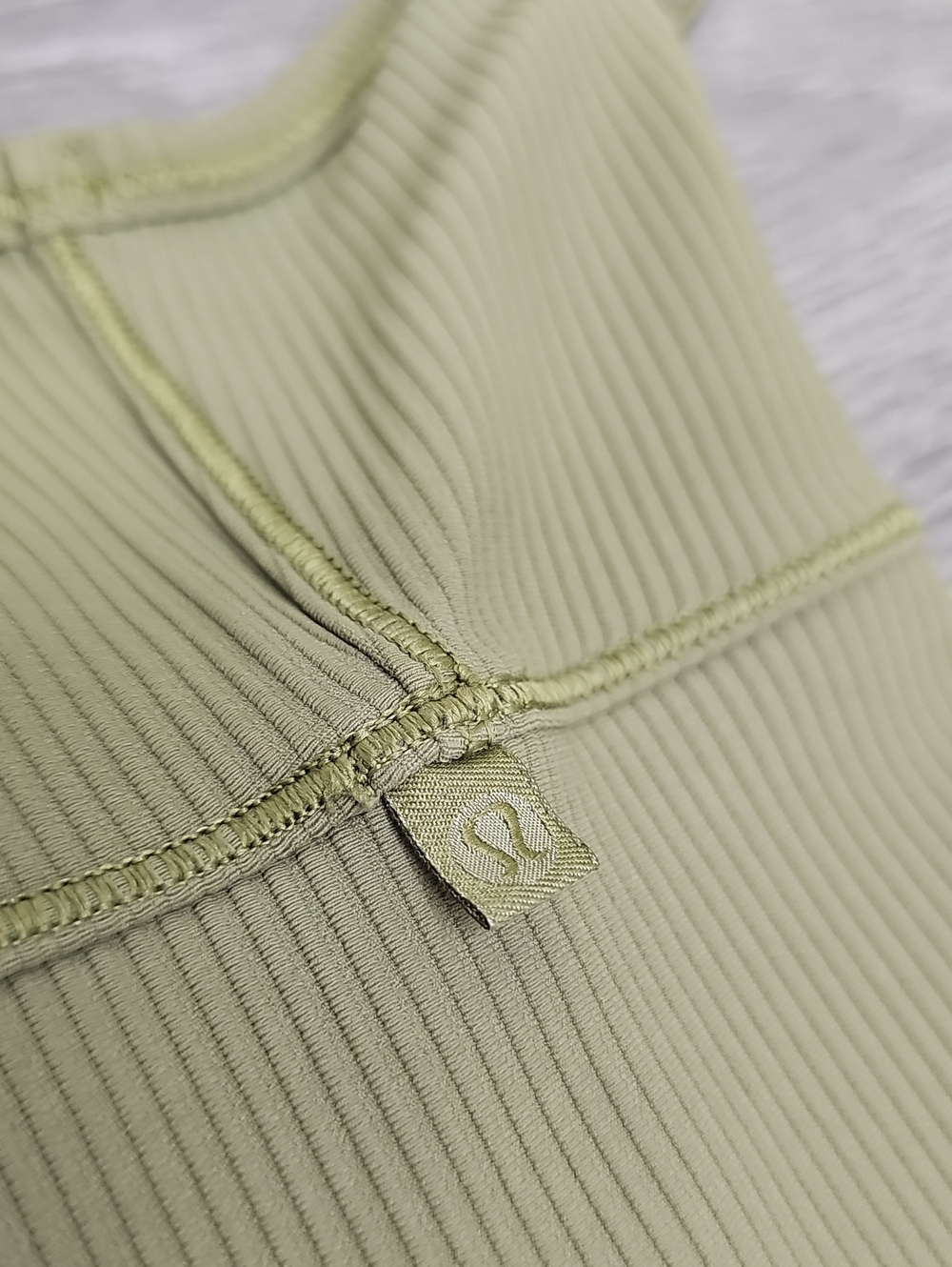 Lululemon 8 Item Bundle - Picture 8 of 14